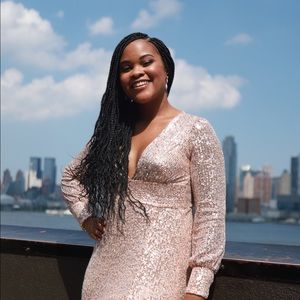 Meet your Posher, Danielle